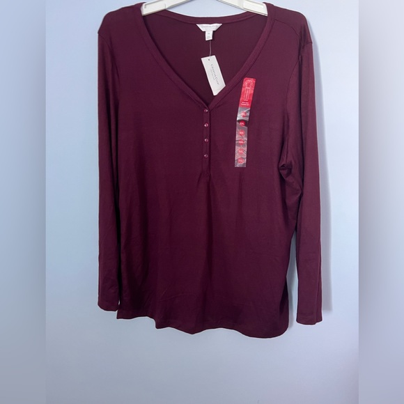 Woman’s Charter Club Candy Cane Pajama Set - Picture 2 of 7